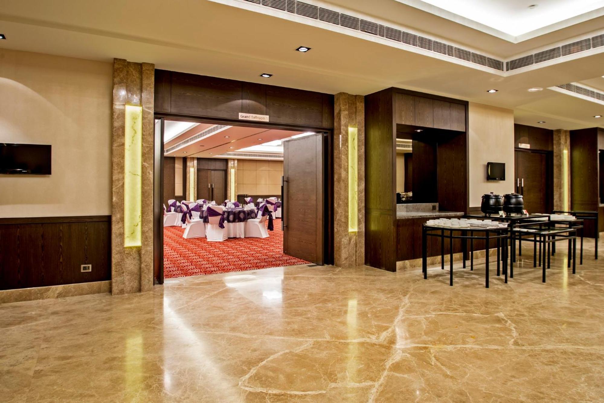 Holiday Inn Amritsar Ranjit Avenue By Ihg Exterior foto
